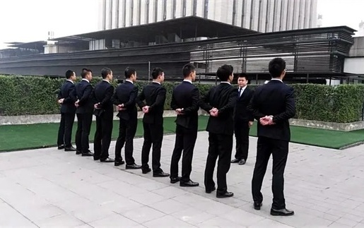 康定解码催收流程透明化：债务清算的阳光路径